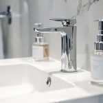 Comment aménager une petite salle de bain avec style